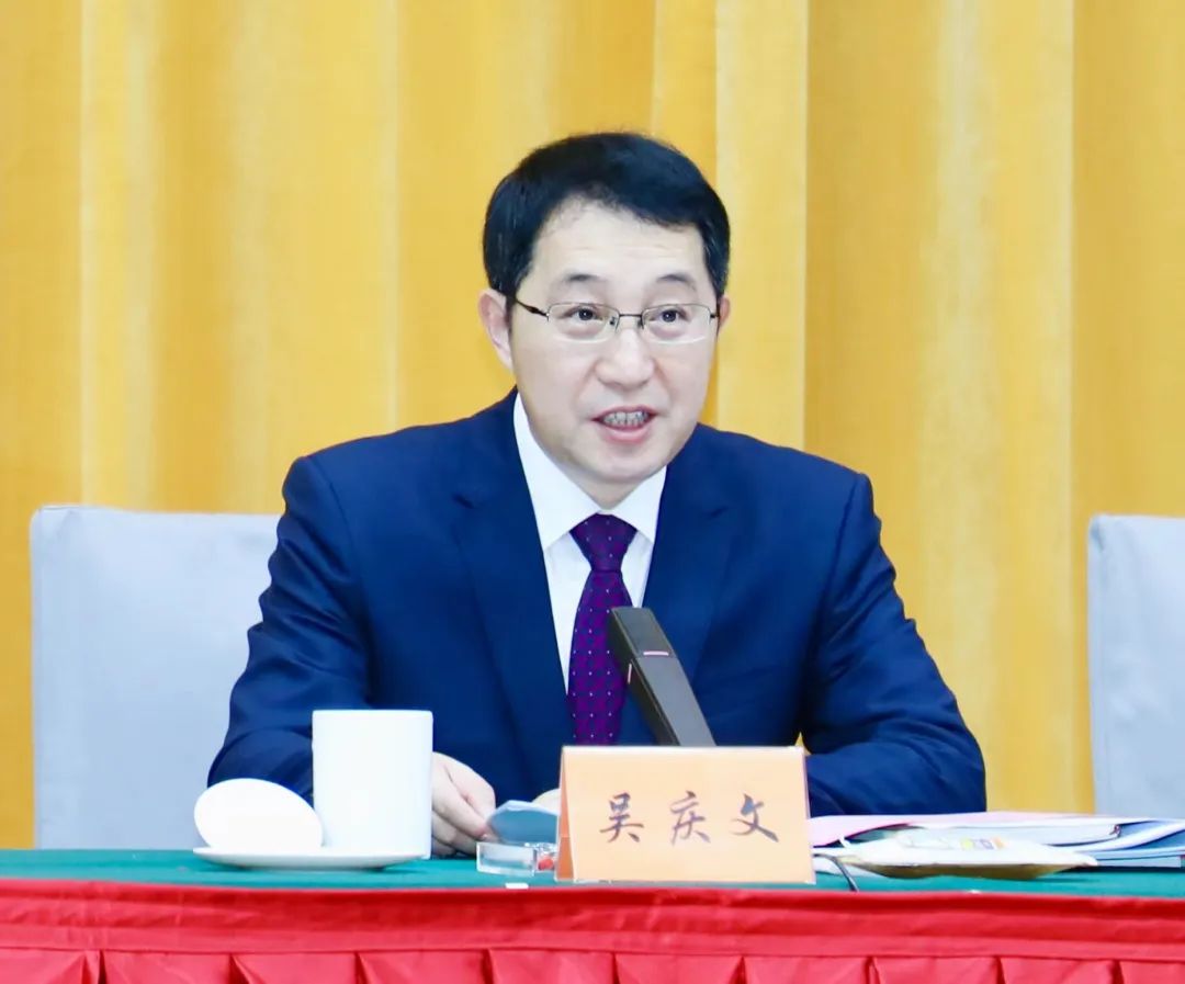 蘇州市優(yōu)化營(yíng)商環(huán)境大會(huì )召開(kāi)|通鼎集團扎根蘇州做強做優(yōu)
